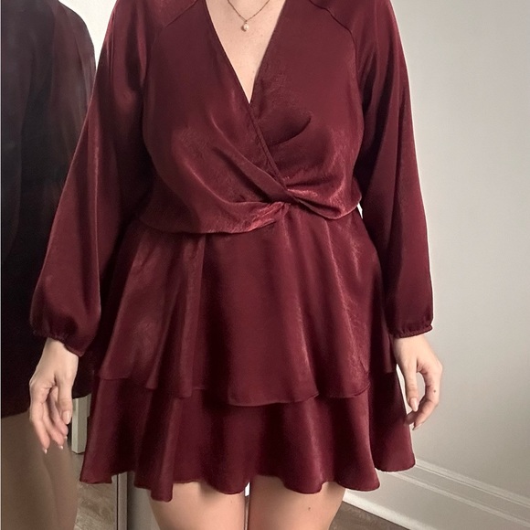Zara dress burgundy in size L - Picture 2 of 2